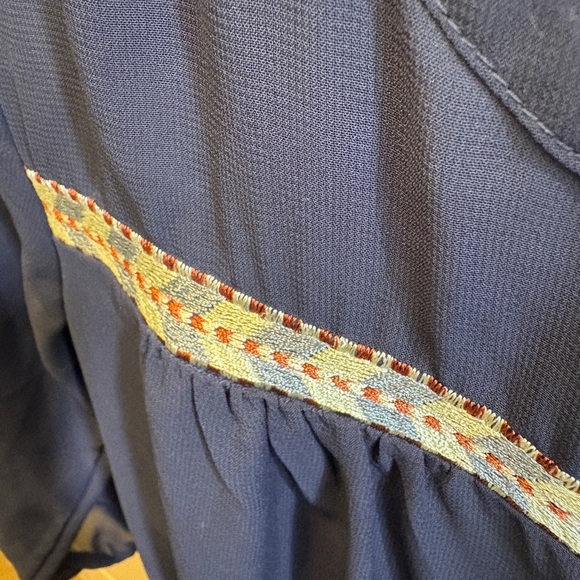 GAP Navy Blue lined Dress elastic waist embroidered detailing 3/4 Sleeves XS - Picture 3 of 7